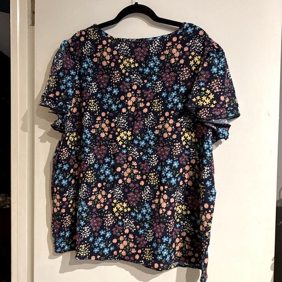 🆕 LONESS CURVE Plus Black Pink Floral Top Blouse Double Flounce Angel Sleeve!! - Picture 3 of 7